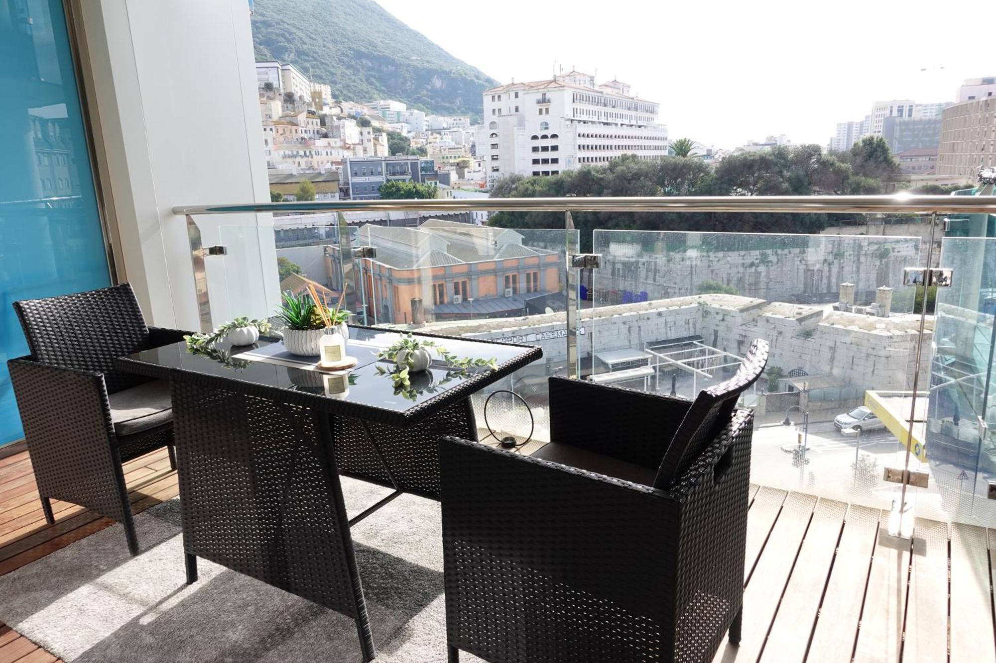 Gibraltar Luxury With Rooftop Pools & Views Kültér fotó
